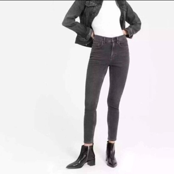 Everlane Women's size 28 Washed Black Mid Rise Ankle Stretch Jeans - Picture 1 of 14